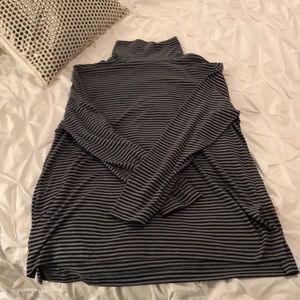 Loft-Navy Striped Turtle Neck-Size: XL